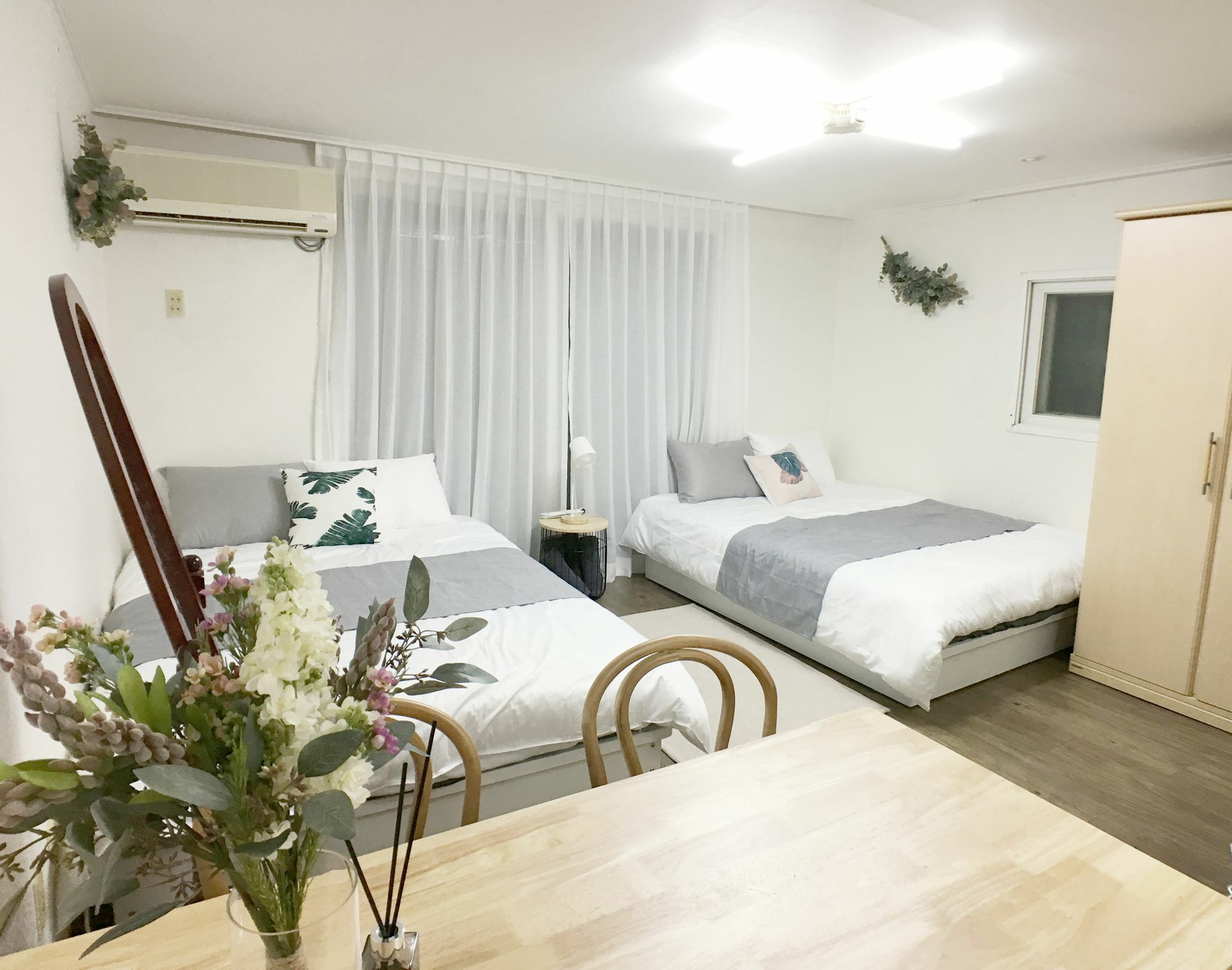 Appartamento Sunny House Hongik Snt 1Mins Seul Esterno foto